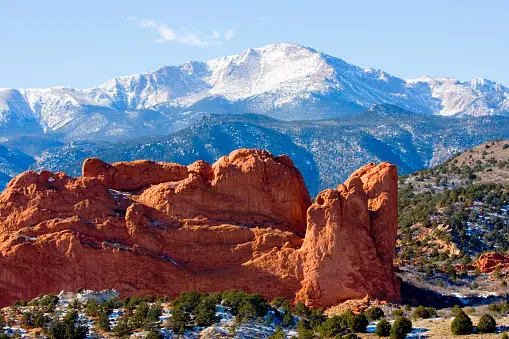 Roofing services in Colorado Springs, CO